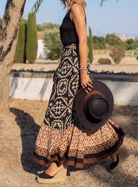Black Skirt (3) Black Skirt (3)