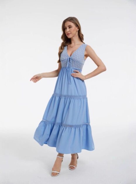 Blue Dress (2) Blue Dress (2)
