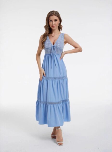 Blue Dress (4) Blue Dress (4)