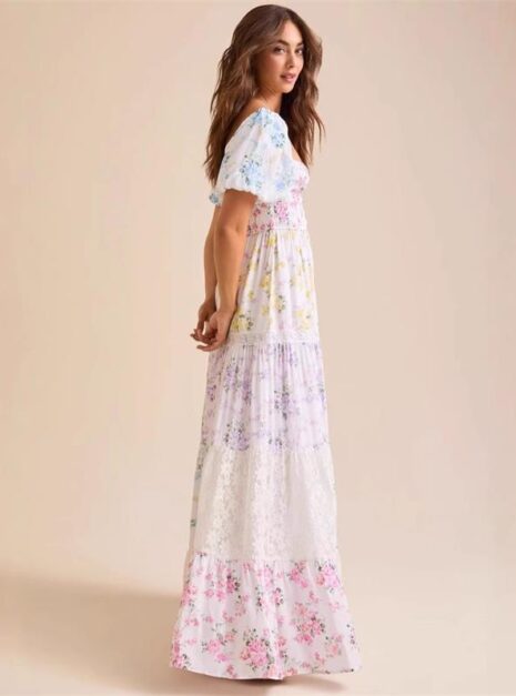 Color Dress (3) Color Dress (3)