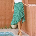 Green Skirt 02