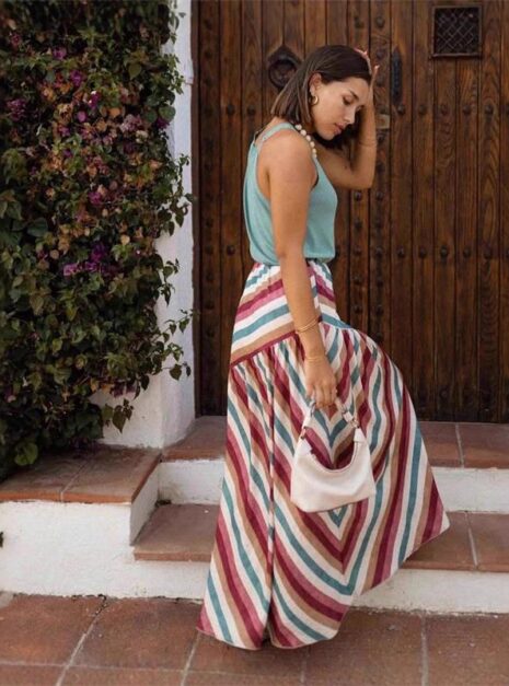 Skirt A2 (2) Skirt A2 (2)