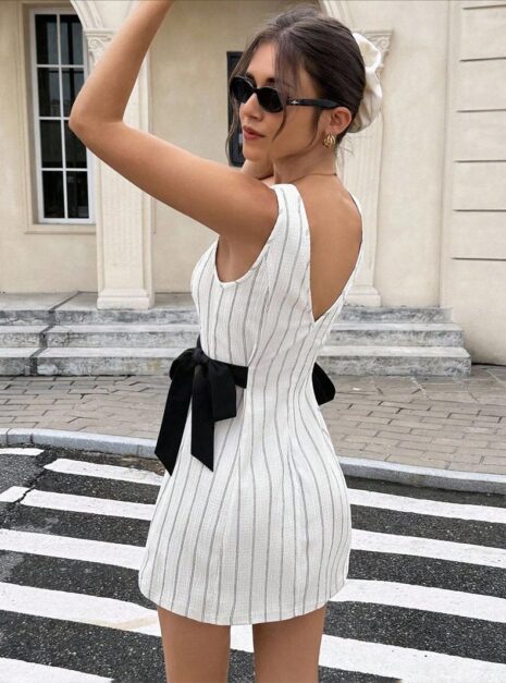 White Long Dress (2) White Long Dress (2)