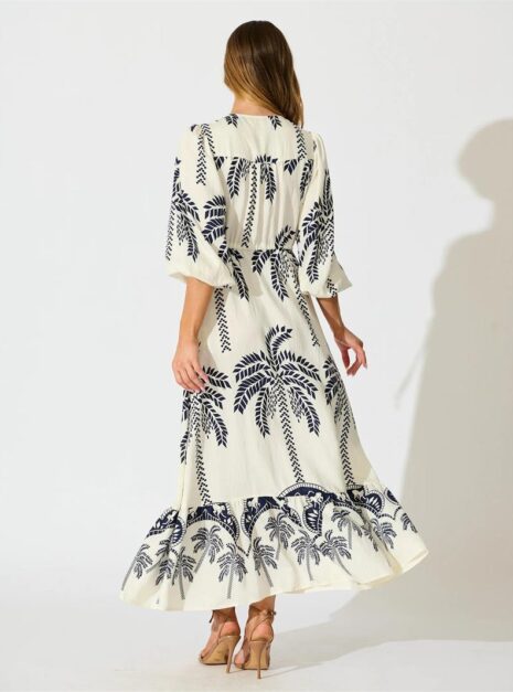 White Long Dress (4) White Long Dress (4)