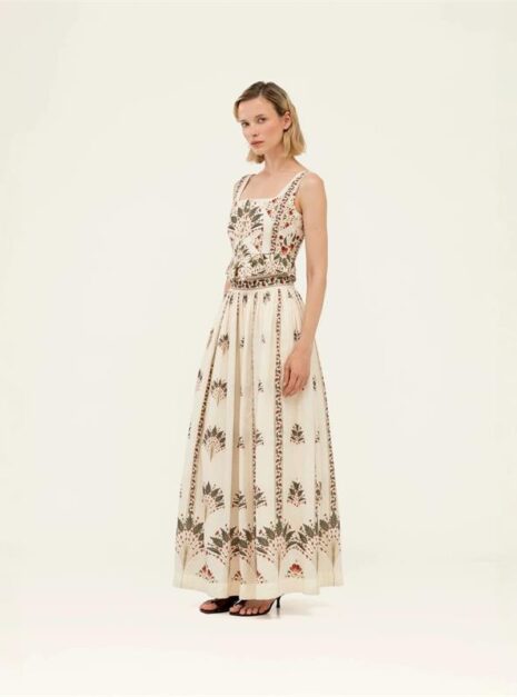White Long Dress (4) White Long Dress (4)