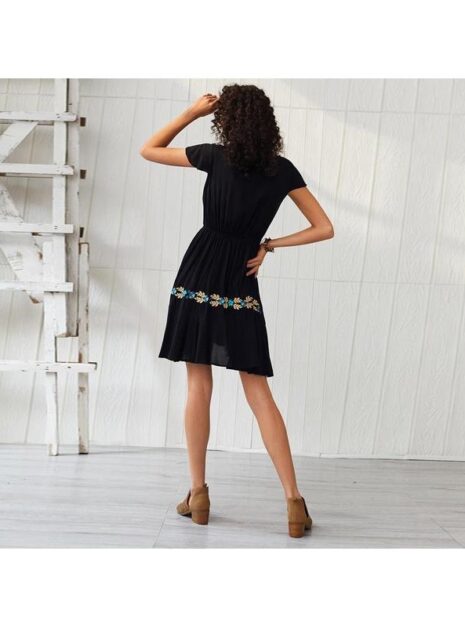 boho-kleid-kurz-syrine-boho-and-chic-124.jpg Boho-Kleid-Syrine