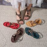 Black Sandal (1)