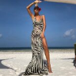 Black and White Dress 02